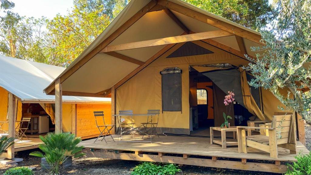 Il Pampaleone Glamping And Resort Acireale Exterior photo